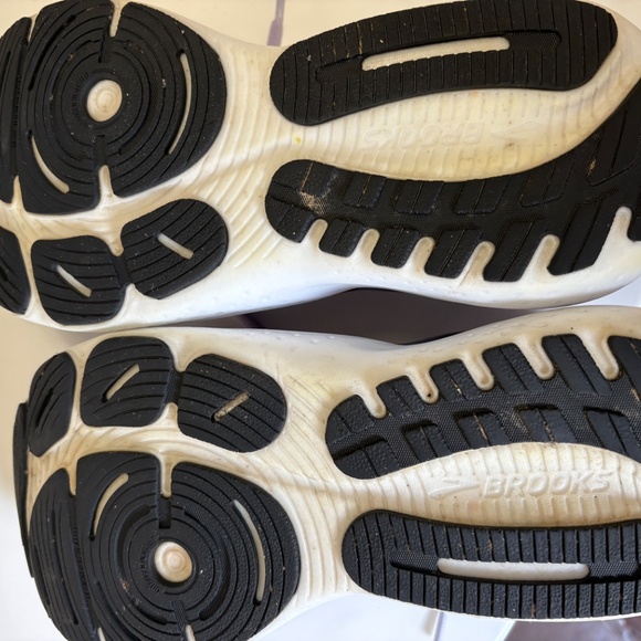 Brooks Women’s Glycerin GT 21 - Picture 3 of 5